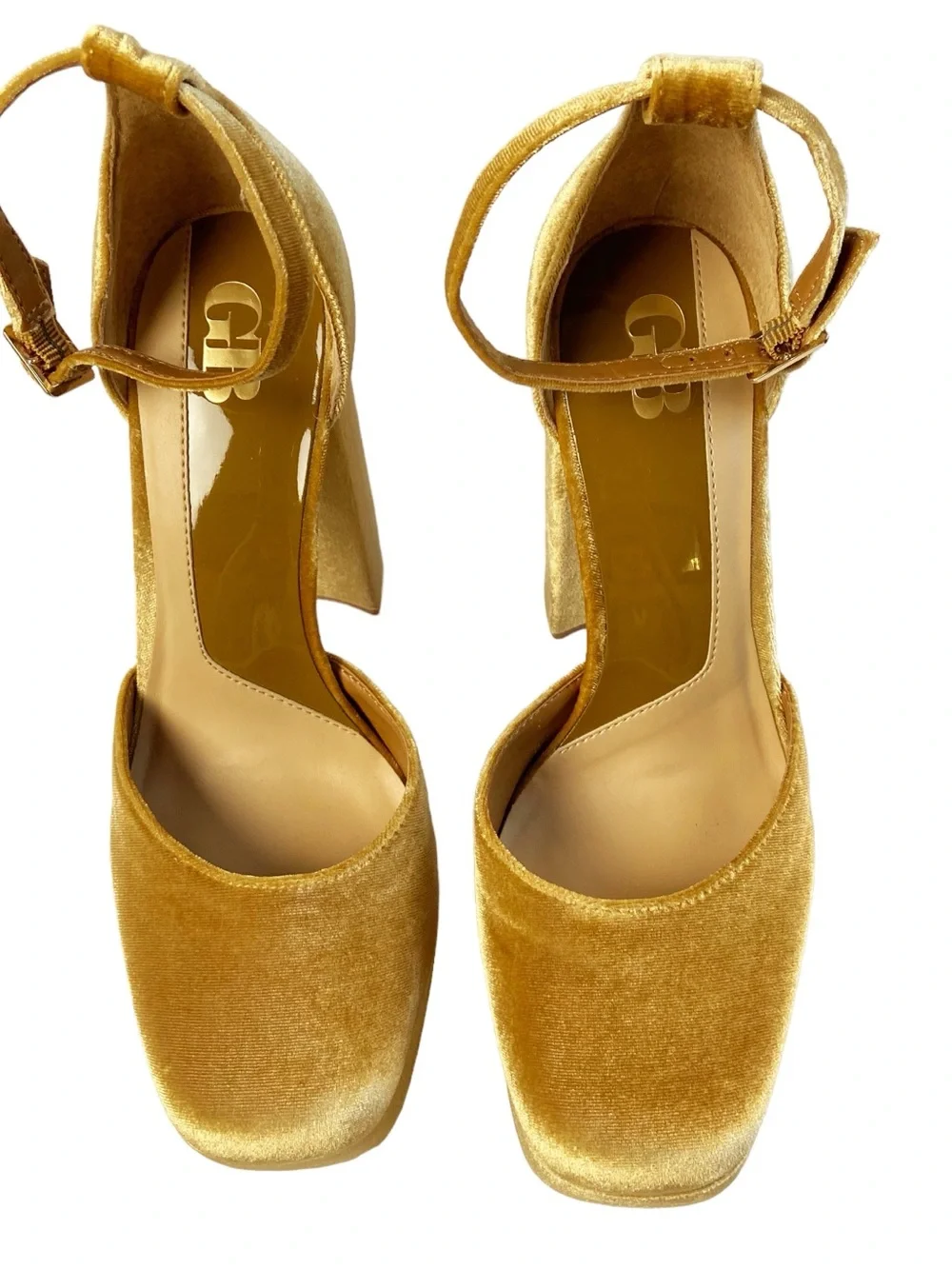 Gianni Bini Runway Gold Velvet Platform Ankle Strap Heels Size 8.5 NWOB